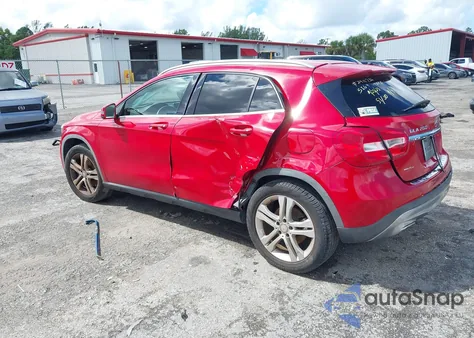 2015 Mercedes-Benz Gla 250 4Matic z USA, uszkodzony, nr VIN WDCTG4GB3FJ065879